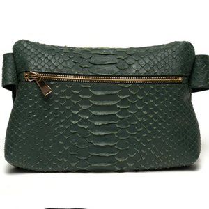 NWT Rivers Eight/Artifact Eight WaistPack, Green